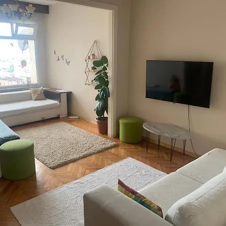 Deniz Manzarali Genis Konforlu Daire Apartment *