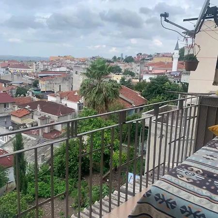 Apartment Deniz Manzarali Genis Konforlu Daire Istanbul