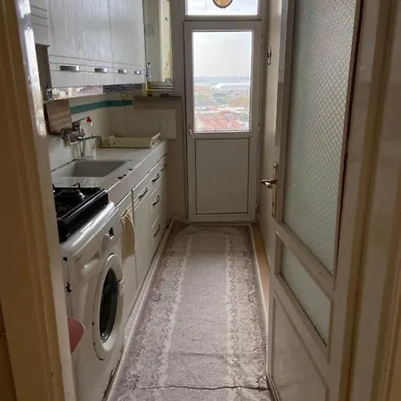 Deniz Manzarali Genis Konforlu Daire Apartment *